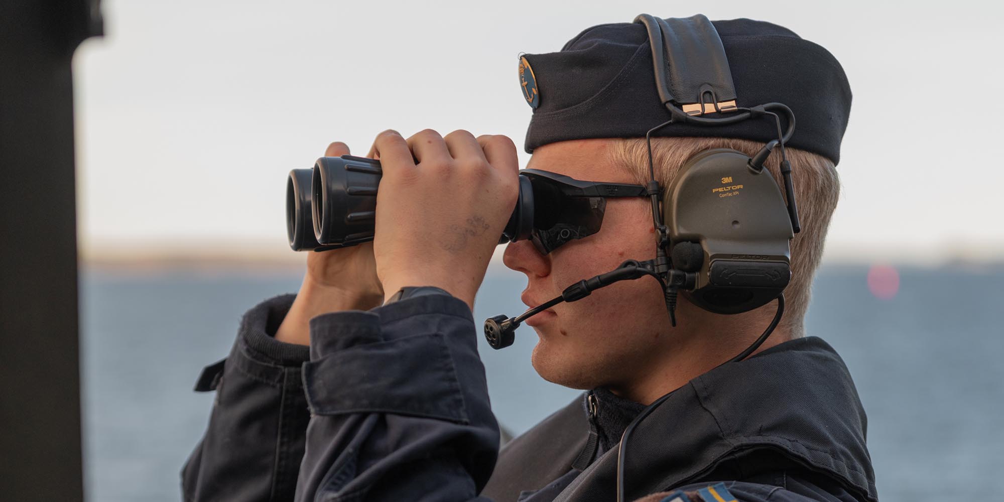 På spaning efter uppdrag åt försvaret